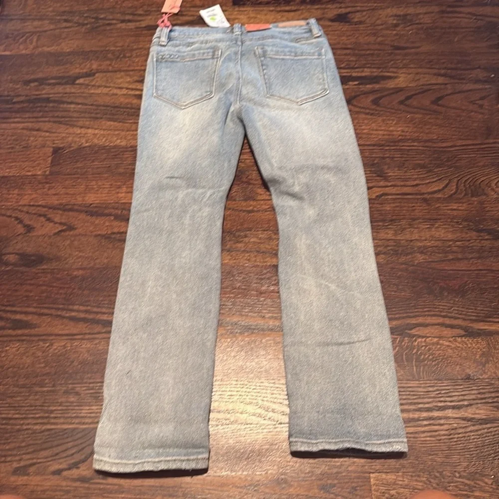 Girls denim jeans, brand new with tag size 8